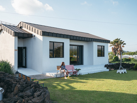 UONAEHOUSE
