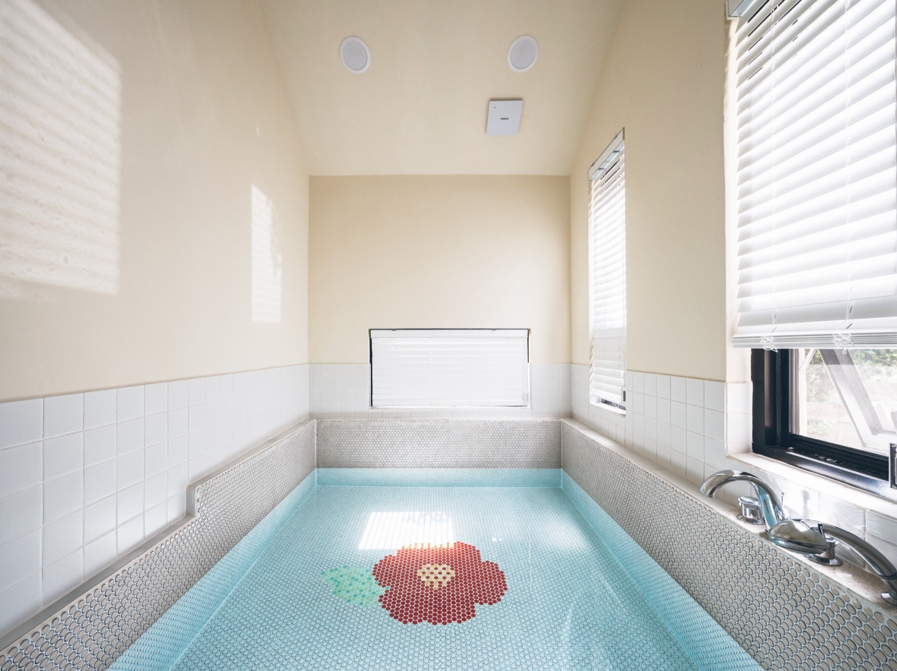 https://images.stayfolio.com/system/pictures/images/000/251/348/original/ac9e95acf206e65d5f1c2f53339d9743b836e543.jpg?1736491032