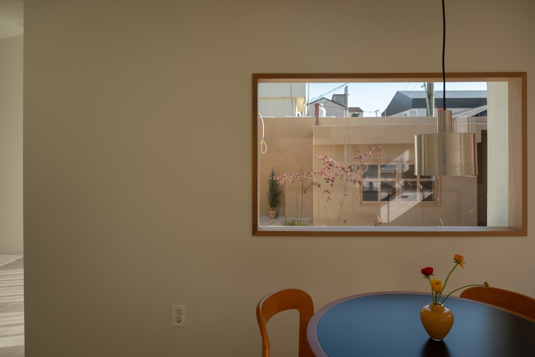 https://images.stayfolio.com/system/pictures/images/000/255/304/original/9bb81a21ef3b311a73c2619503c33b6a614320f0.jpg?1738738035