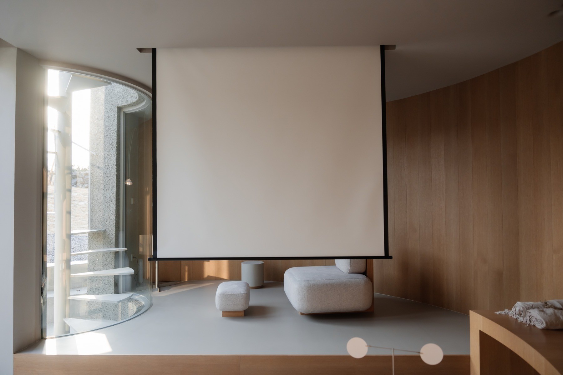 https://images.stayfolio.com/system/pictures/images/000/259/891/original/b406695f64e73db90ad3f516169067a8216a9c17.jpg?1741858273