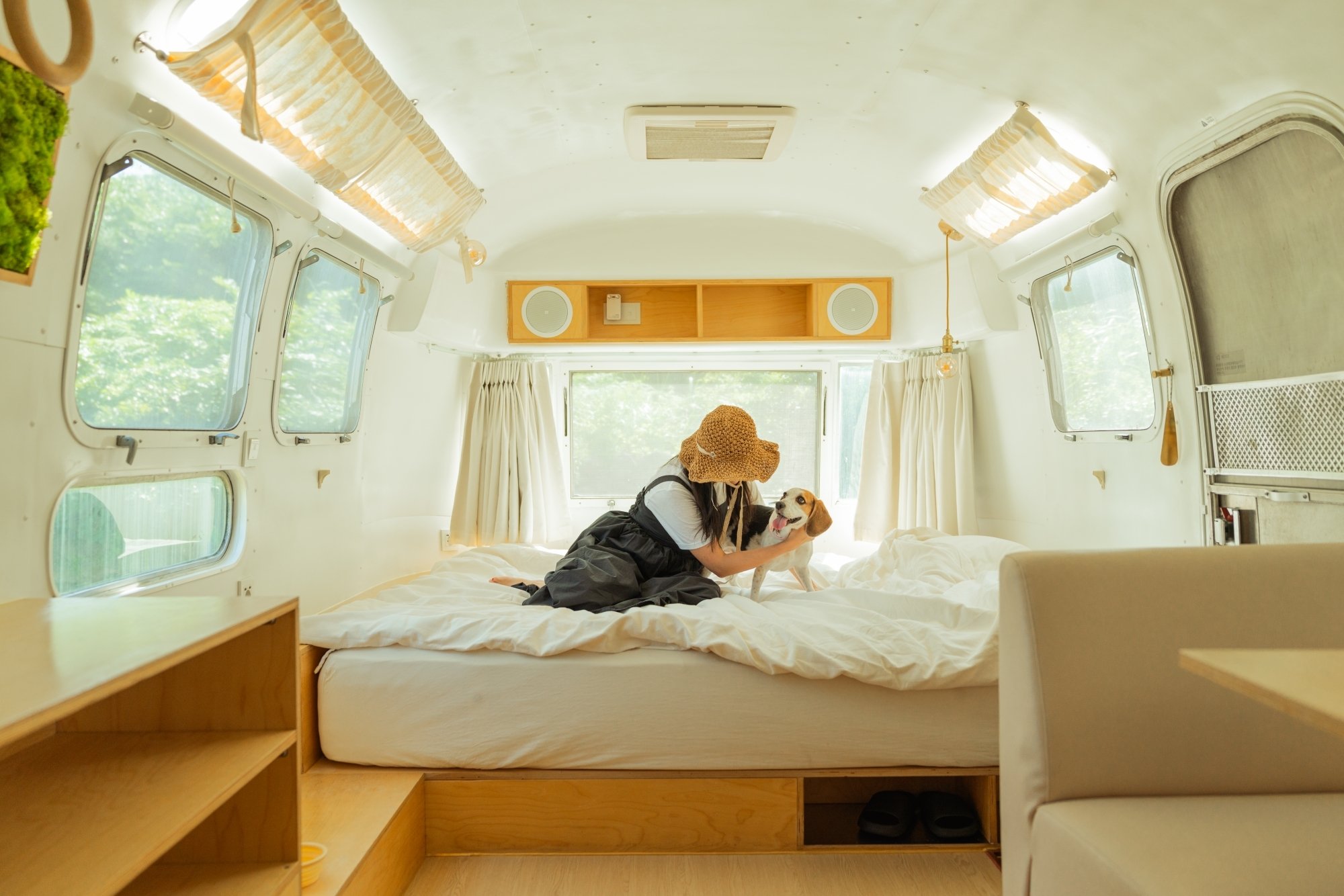 https://images.stayfolio.com/system/pictures/images/000/295/054/original/61486d9fb4ce71af8f80a515738536f4634572fb.jpg?1754905462